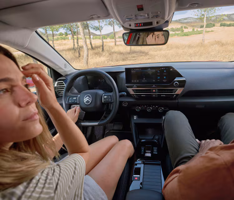 eC4 C4 eC4X C4X features 03 750