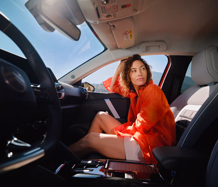 eC4 C4 features 01 750x642